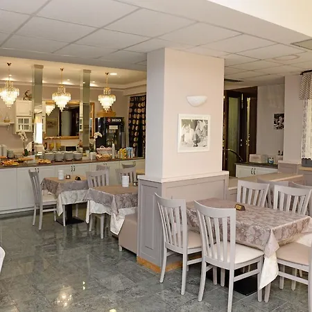 Hotell Al Ragno Cesenatico